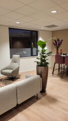 baq ptmd planten planten kantoor binnenplant binnenpot interieur pot plantenbakken plantenbakken kantooor bedrijfsplanten kantoor planten bedrijfspand planten korrels watermeter